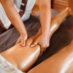 Massage modelant huiles